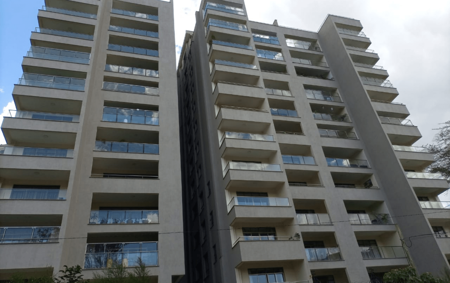 Tashana Apartments
